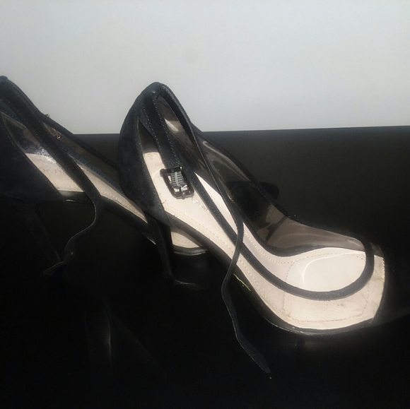 BCBGENERATION Cynthia Pointed Ankle-Toe Straps - Picture 3 of 7